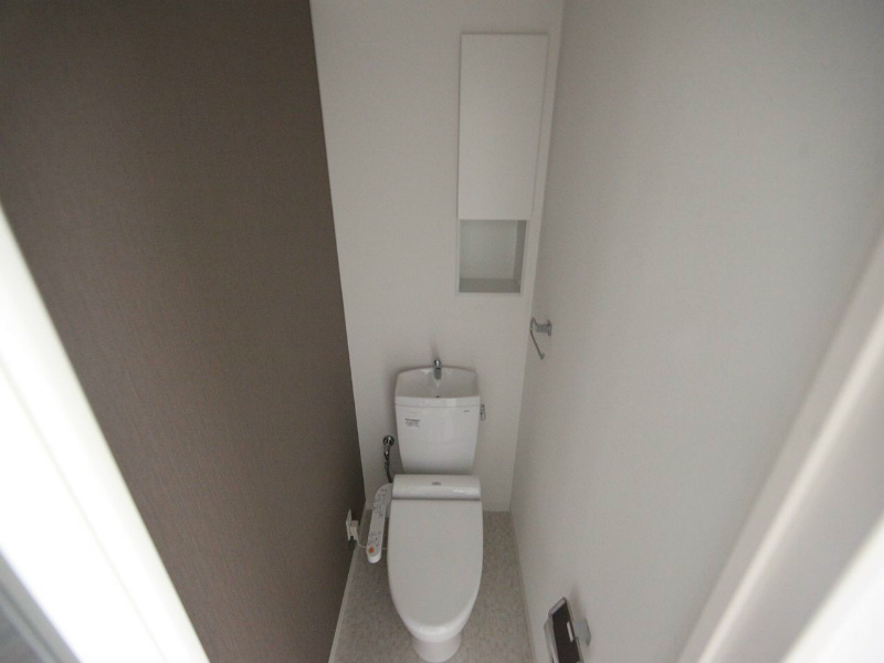 トイレ　温水洗浄暖房便座付トイレ