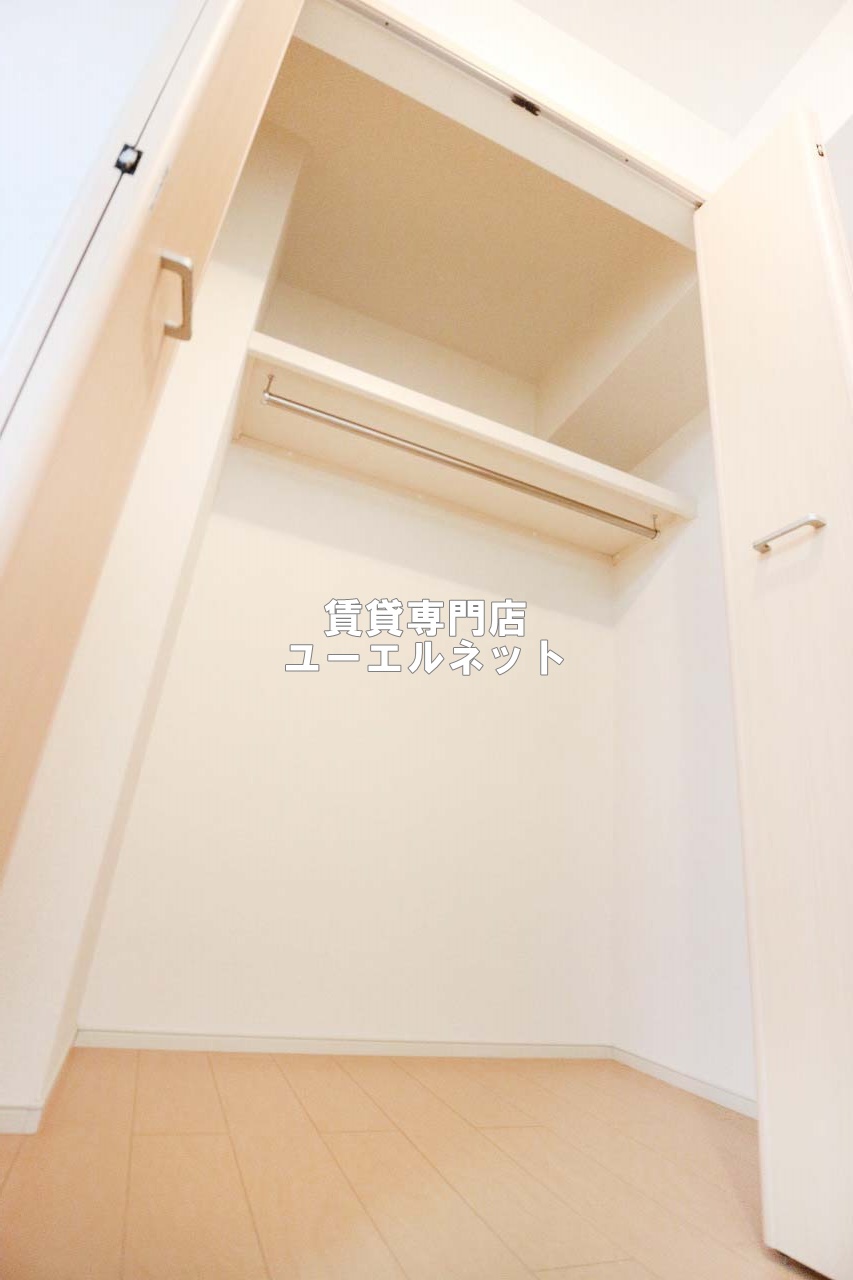 収納　クローゼット付きでお部屋もスッキリ♪