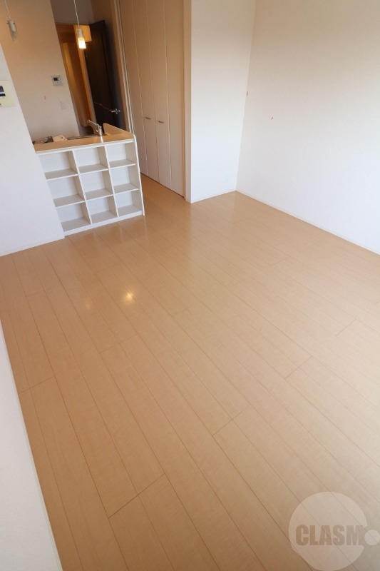 居室・リビング　１１．９帖の広々とした洋室です