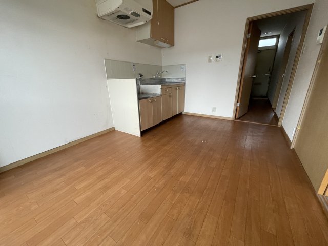 居室・リビング　南向きで日当たり良好です！