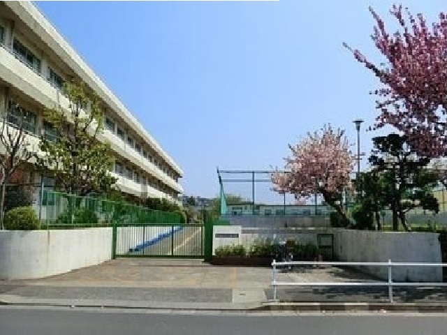 小学校　大蔵小学校（小学校）まで600m