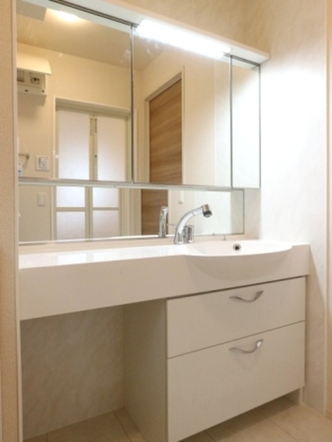 洗面設備　洗髪洗面化粧台