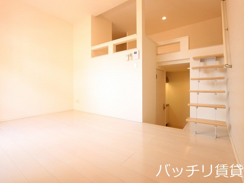 居室・リビング　画像は同型タイプの為現状を優先致します。