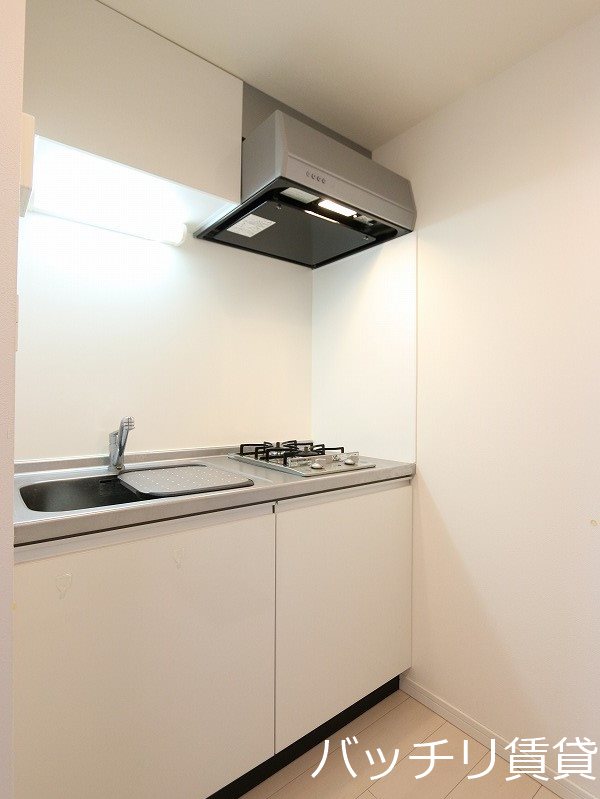 キッチン　画像は同型タイプの為現状を優先致します。