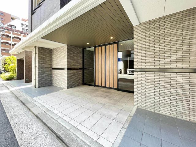 エントランス　RJRプレシア博多駅前