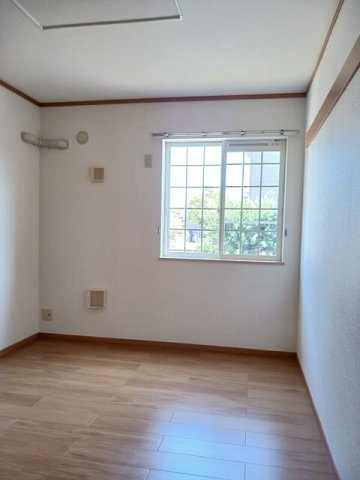 居室・リビング　内装もきれいです