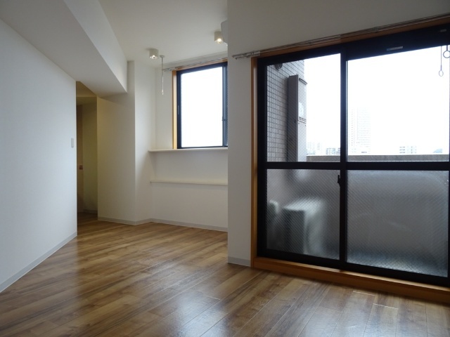 居室・リビング　※同タイプの別部屋のお写真となります