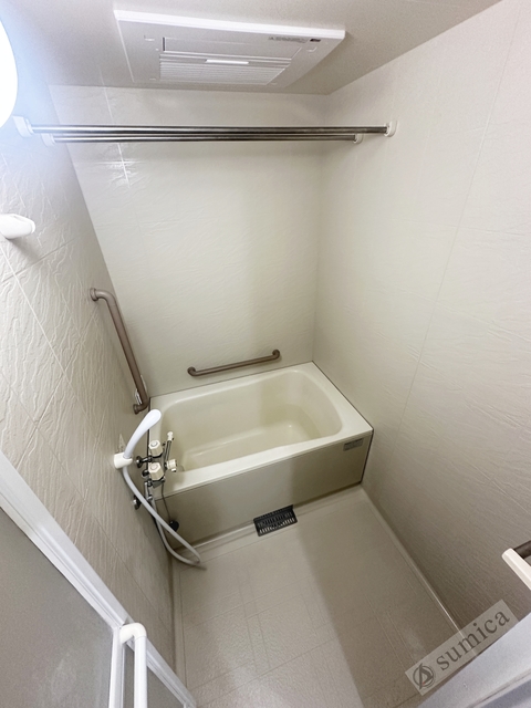 バス・シャワールーム　追い炊き・浴室暖房乾燥機付きバスルーム♪