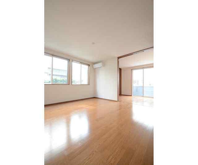 居室・リビング　?