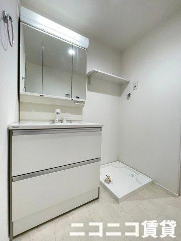 洗面設備　モデルルームの為、現状を優先致します。