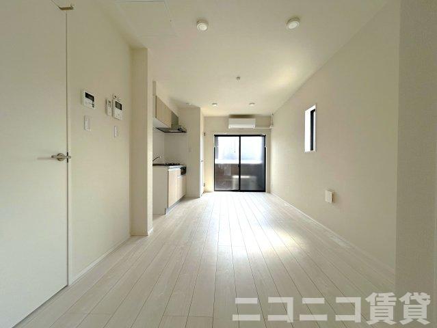 居室・リビング　モデルルームの為、現状を優先致します。