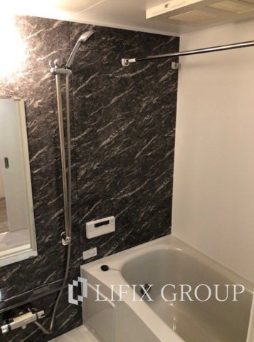 バス・シャワールーム　風呂