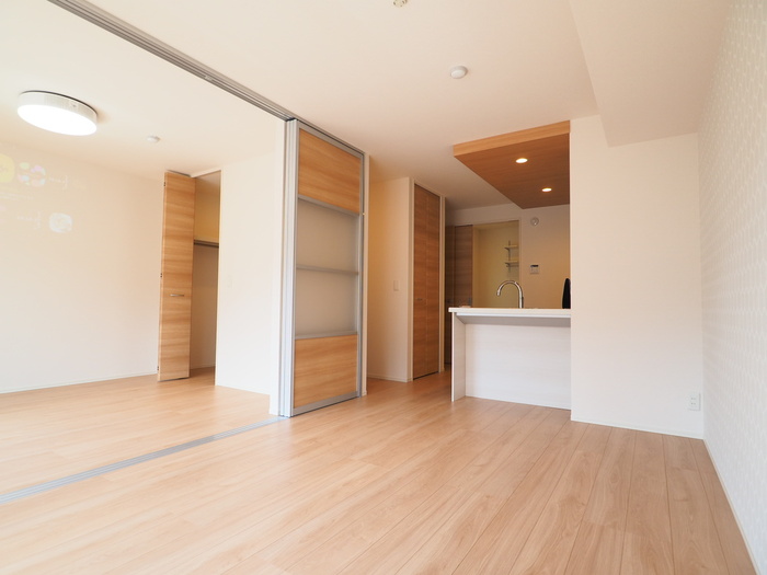 居室・リビング　リビング