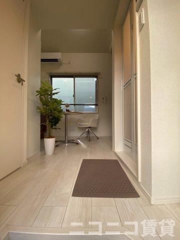 玄関　別号室イメージの為、現状を優先致します。