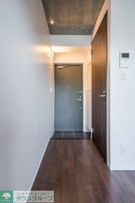 玄関　お部屋探しは株式会社　タウンハウジング　までお気軽にお問合…