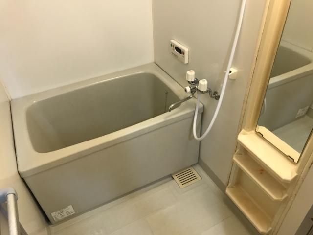 バス・シャワールーム　バス