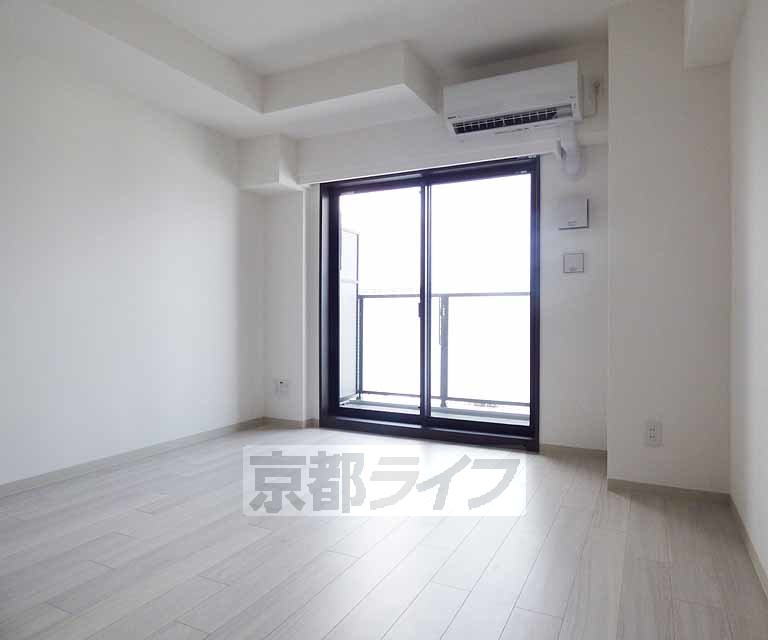 居室・リビング　２０２０築の綺麗なお部屋です