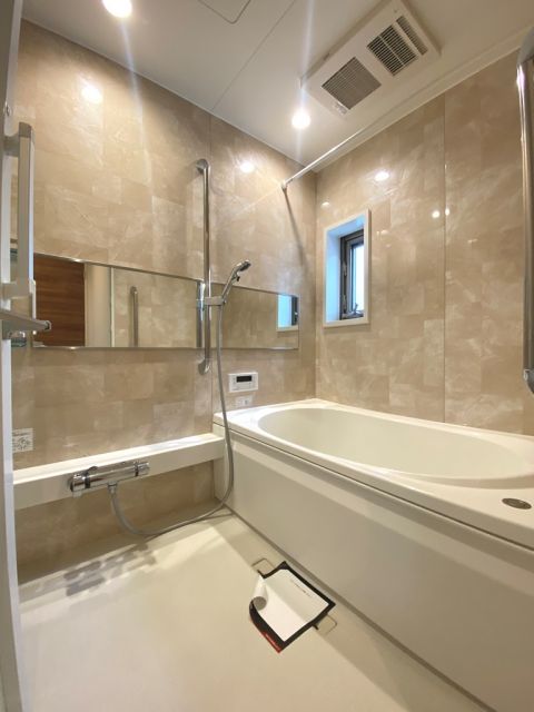 バス・シャワールーム