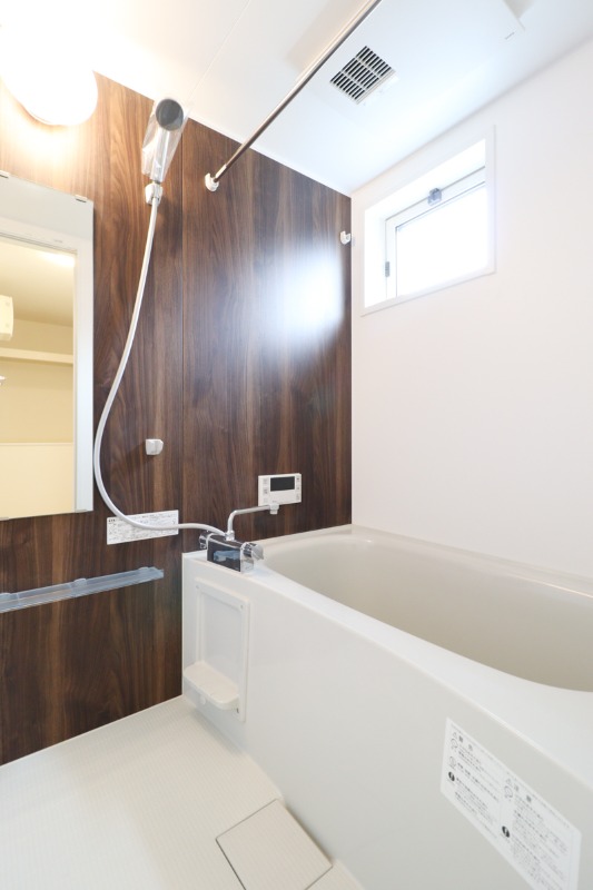 バス・シャワールーム　図面と現状に相違がある場合には現状を優先