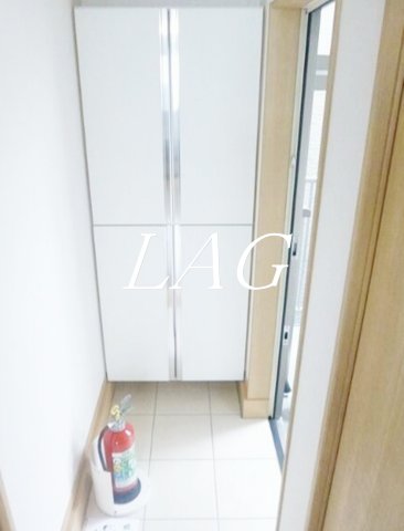 玄関　玄関です。