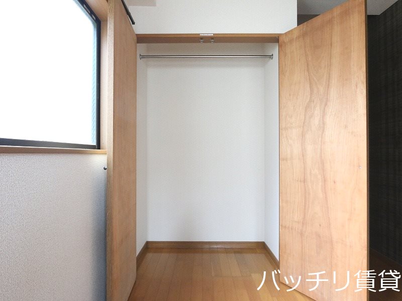 収納　画像は別号室写真の為、現状を優先いたします。