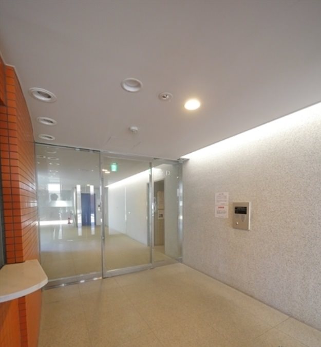 エントランス　★見学予約受付中★