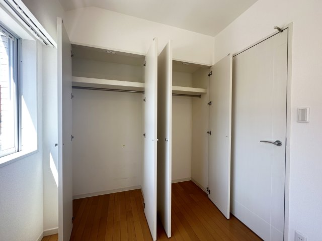 収納　※別部屋の参考写真です。