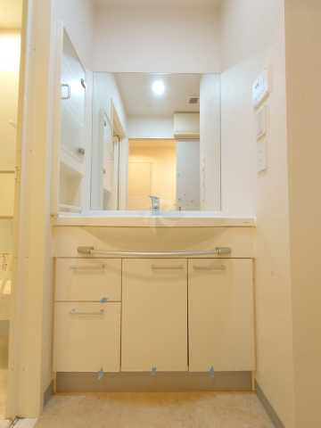 洗面設備　パインコート恵比寿