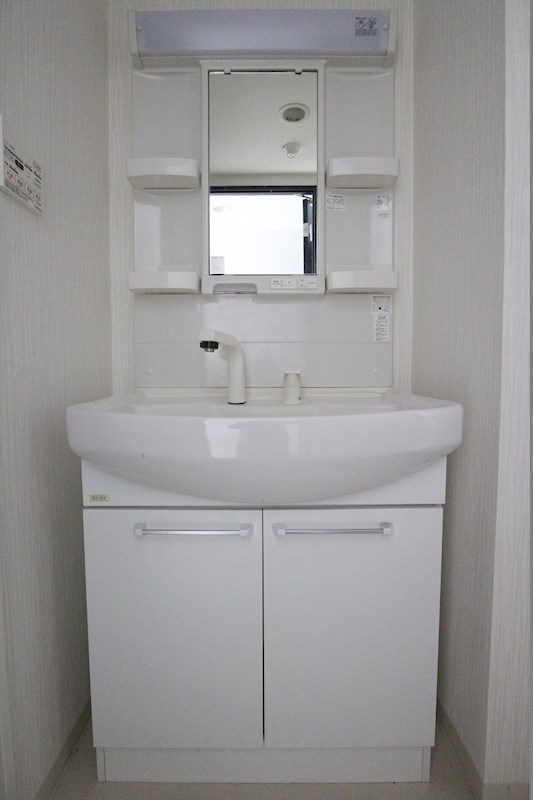 洗面設備　※別号室の参考写真になります。