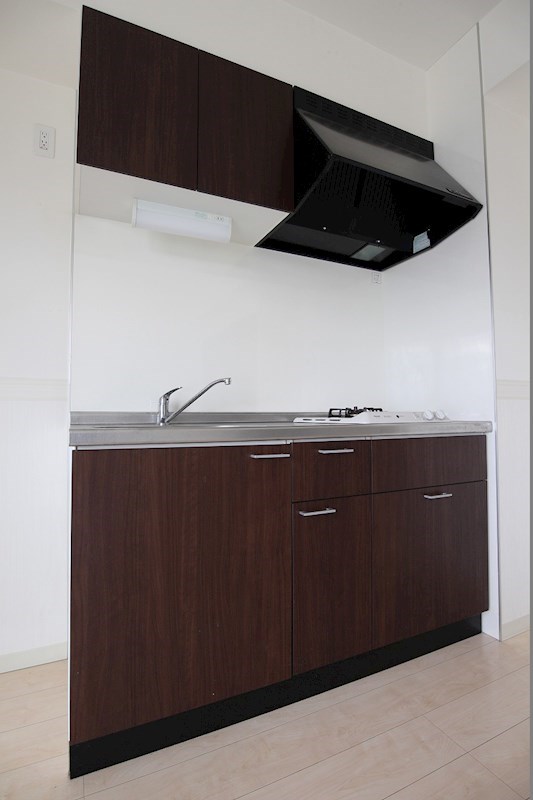 キッチン　※別号室の参考写真になります。