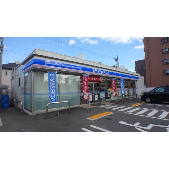 コンビニ　ローソン熱田一番一丁目店（コンビニ）まで240m
