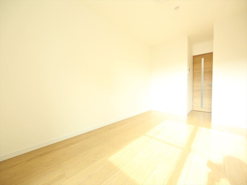 その他部屋・スペース　洋室7.5帖　クローゼット付（収納充実してます）