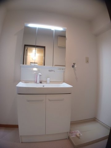 洗面設備　洗面所です