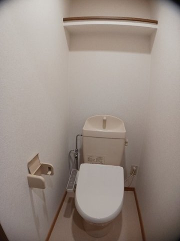 トイレ　トイレもきれいです