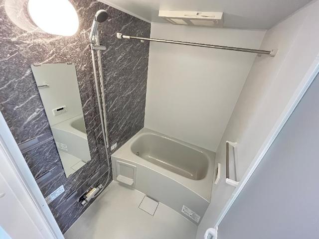 バス・シャワールーム　バス（イメージ）