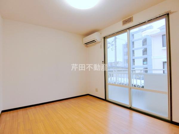 居室・リビング　写真は別のお部屋のイメージです