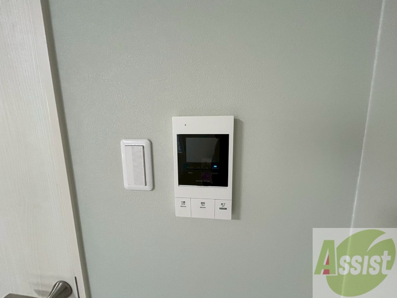 セキュリティ　ＴＶモニター付インターホンです。来客者の顔が見えるので安心！