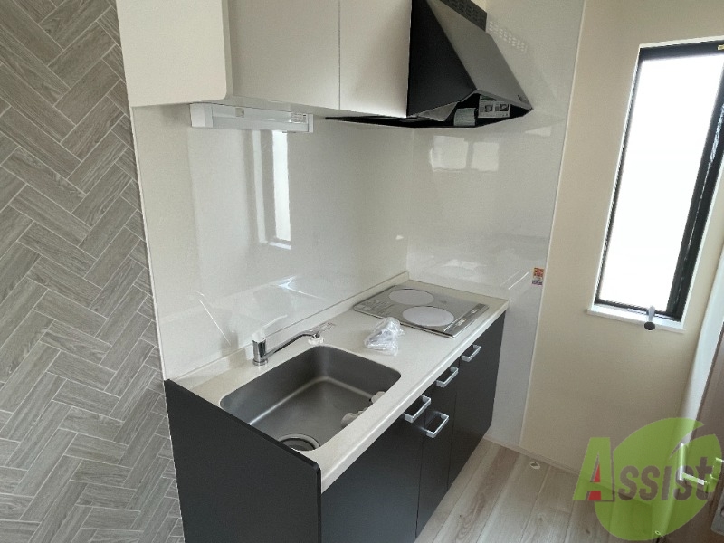 キッチン　ＩＨクッキングヒーターが設置されていて、便利ですね～。