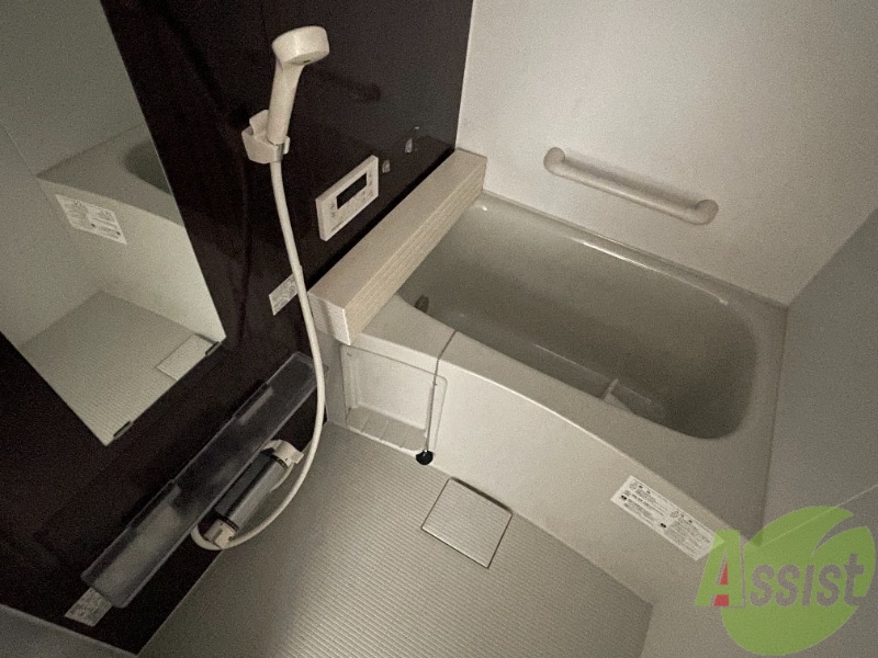 バス・シャワールーム　疲れた時はゆっくり湯船につかってみてはいかがでしょうか。