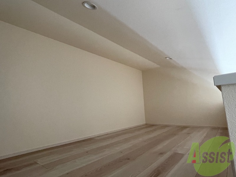 その他部屋・スペース　こちらはロフトを撮影しました。寝室にしましょう。