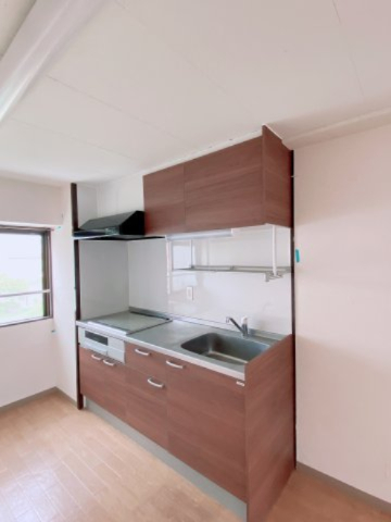 キッチン　別号室の写真となります