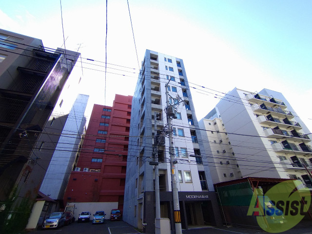 建物外観　札幌市中央区南一条西「ＭＯＤＥＮＡ医大前」
