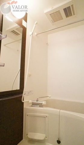 バス・シャワールーム　洗面