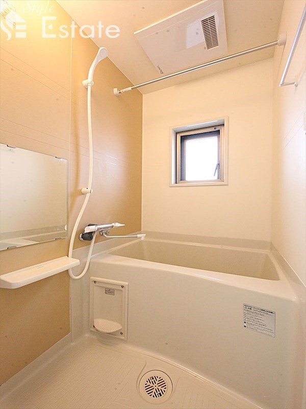 バス・シャワールーム　バスルーム