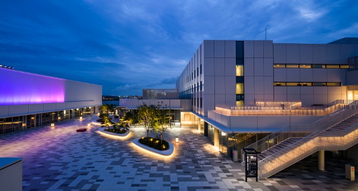 ショッピングセンター　HANEDA　INNOVATION　CITY（ショッピングセンター）まで842m