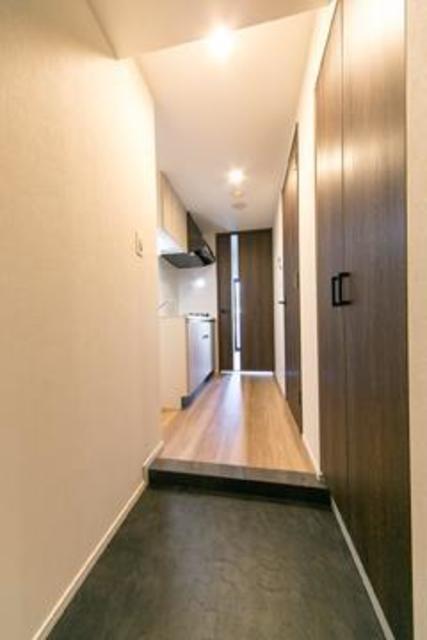 玄関　※写真は同タイプ住戸です。