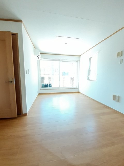 居室・リビング　☆快適なくつろぎ空間です☆