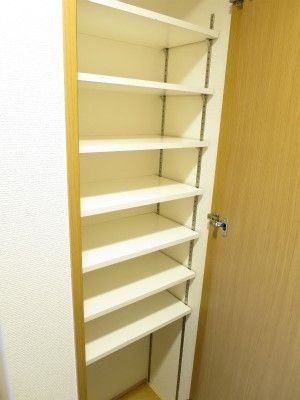 玄関　収納