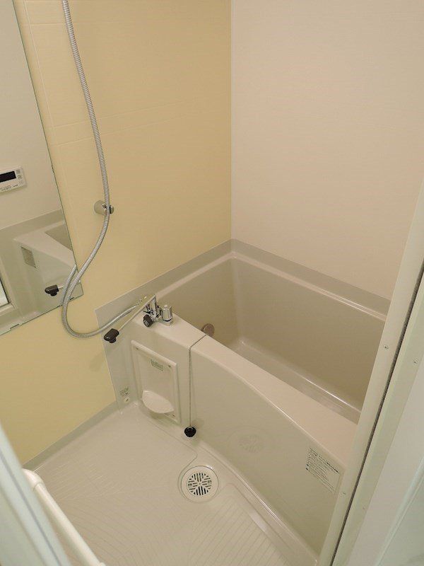 バス・シャワールーム　バス