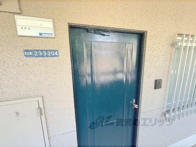 玄関　インターホン